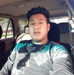 Meet your Posher, Julio